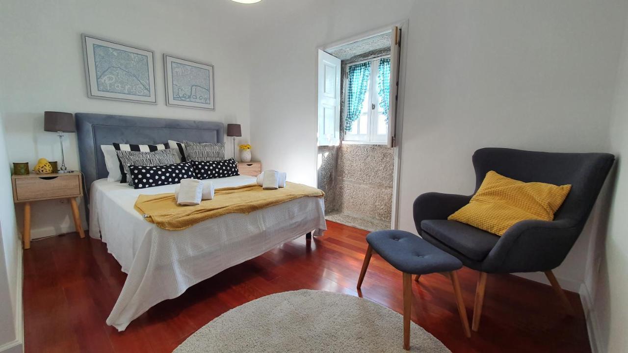 Casa Em *